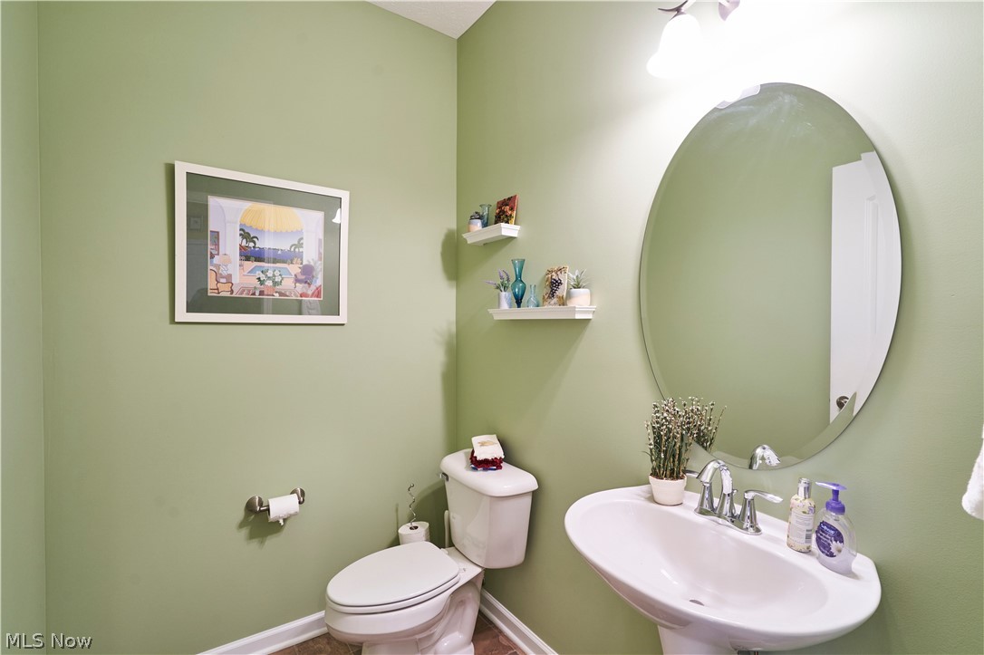 38083 Euclid Avenue Willoughby OH 44094