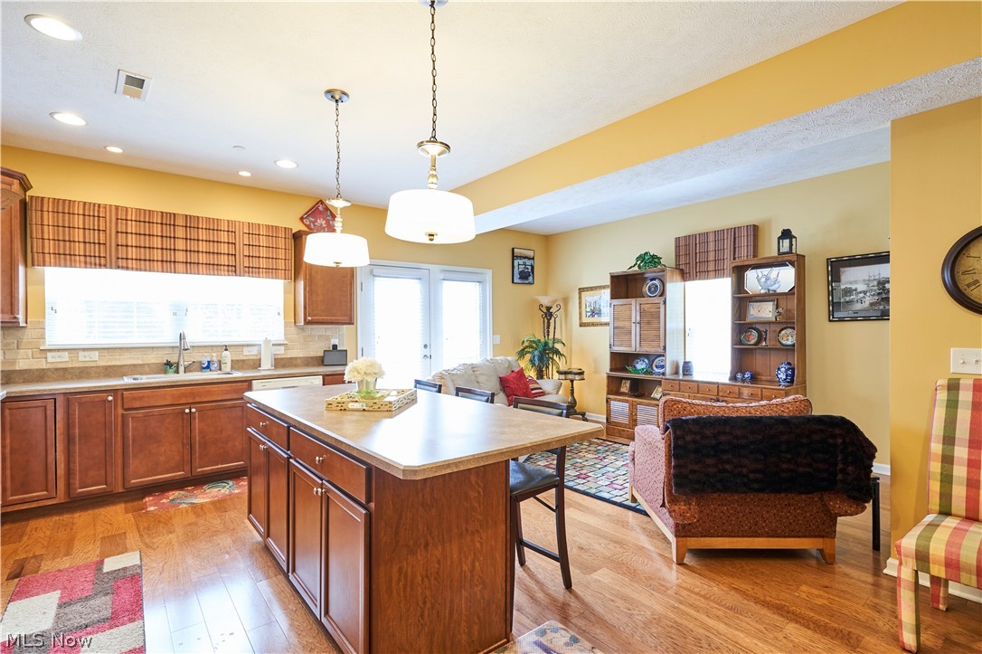 38083 Euclid Avenue Willoughby OH 44094