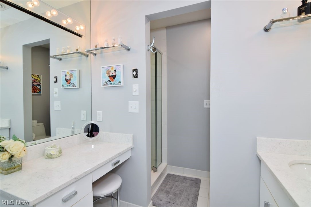 25450 Fairmount Beachwood OH 44122