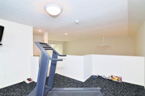25450 Fairmount Beachwood OH 44122