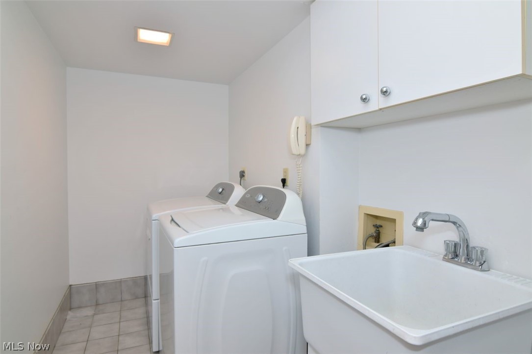 25450 Fairmount Beachwood OH 44122