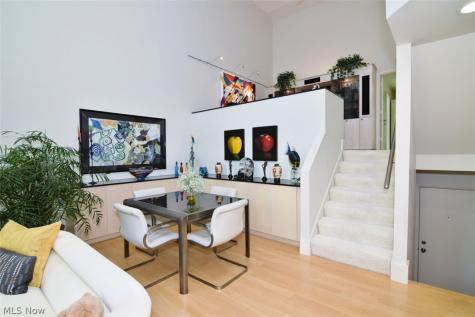 25450 Fairmount Beachwood OH 44122