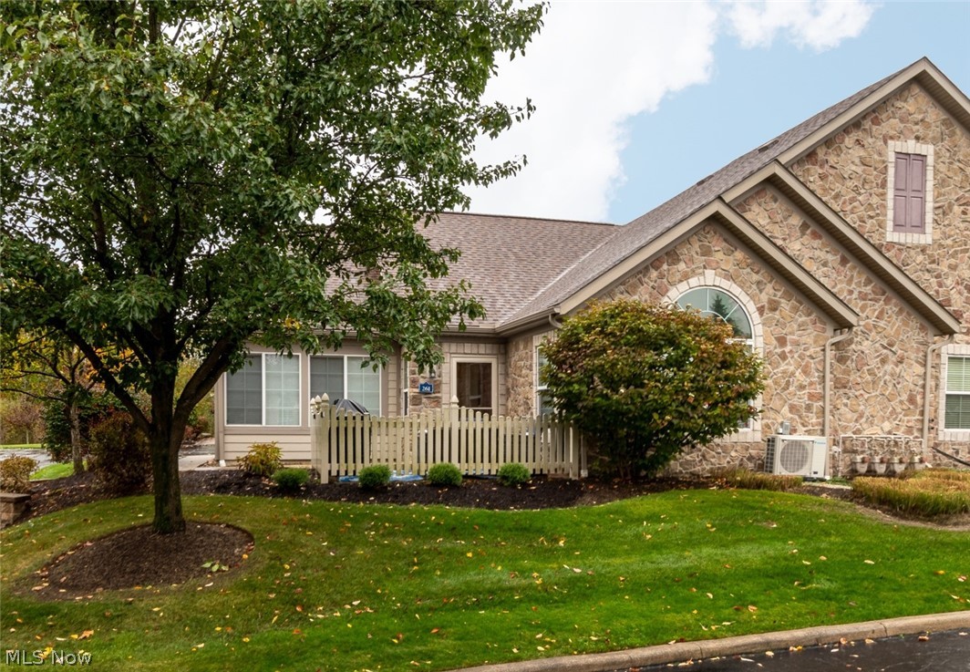 261 Arlington Drive Aurora OH 44202