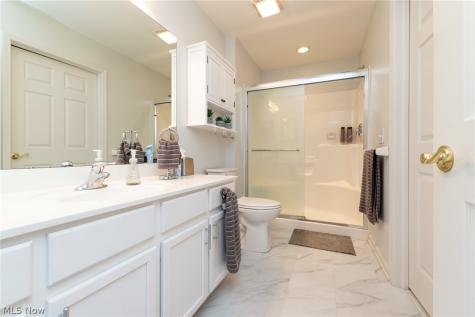 261 Arlington Drive Aurora OH 44202