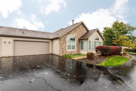 261 Arlington Drive Aurora OH 44202