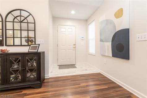 261 Arlington Drive Aurora OH 44202