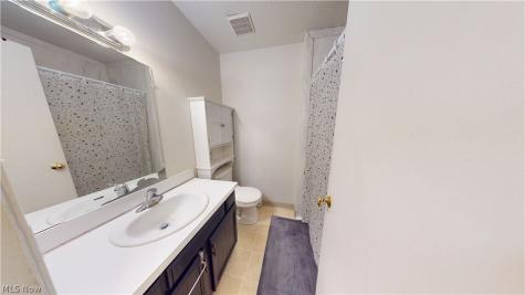 5465 Millwood Lane Willoughby OH 44094