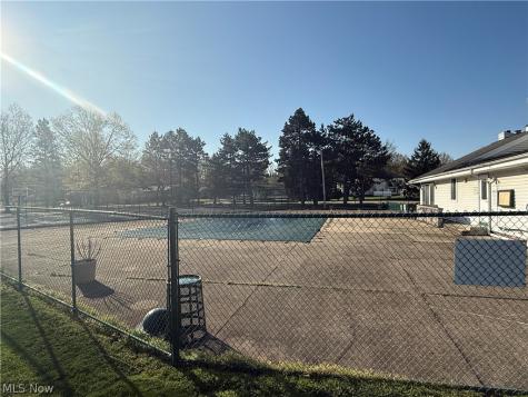 5465 Millwood Lane Willoughby OH 44094