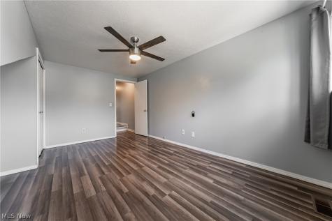 68 Landings Way Avon Lake OH 44012