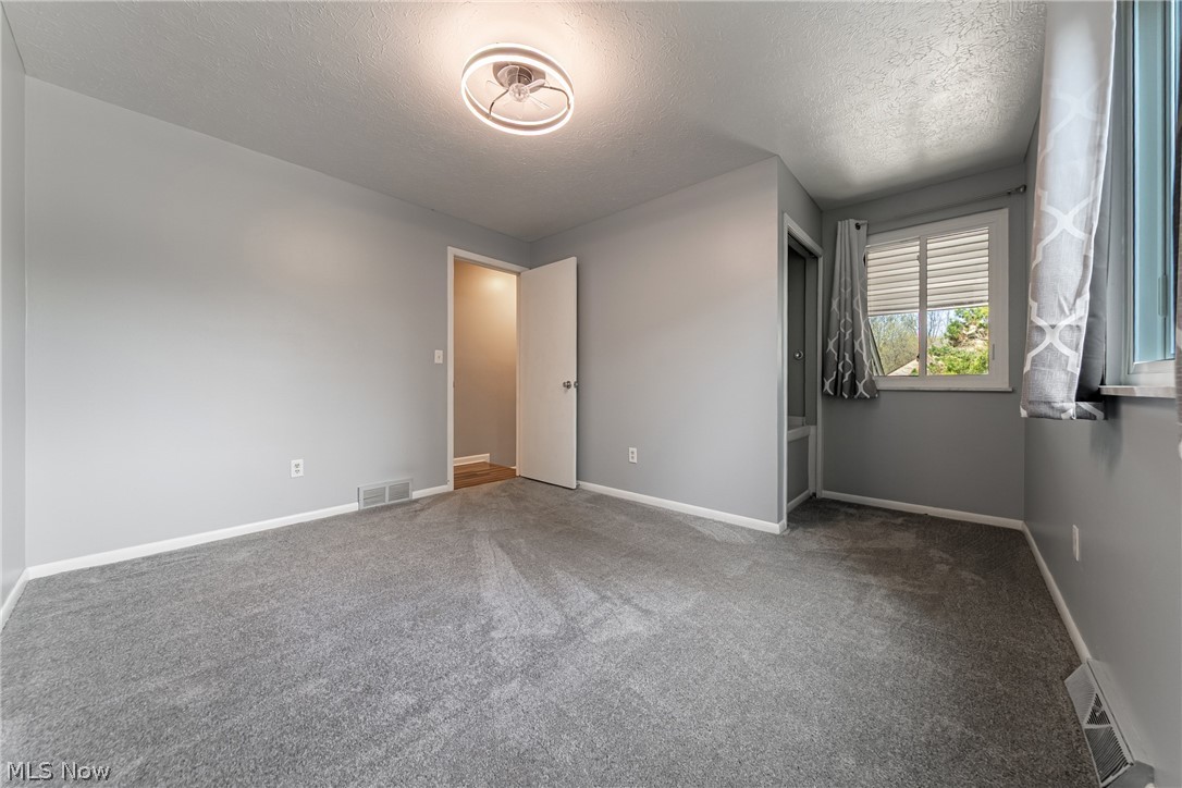 68 Landings Way Avon Lake OH 44012