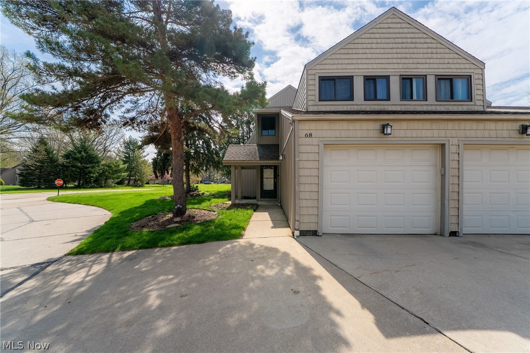 68 Landings Way Avon Lake OH 44012