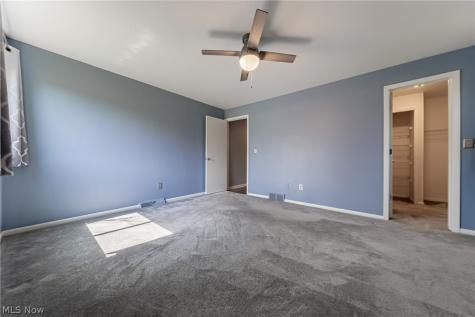 68 Landings Way Avon Lake OH 44012