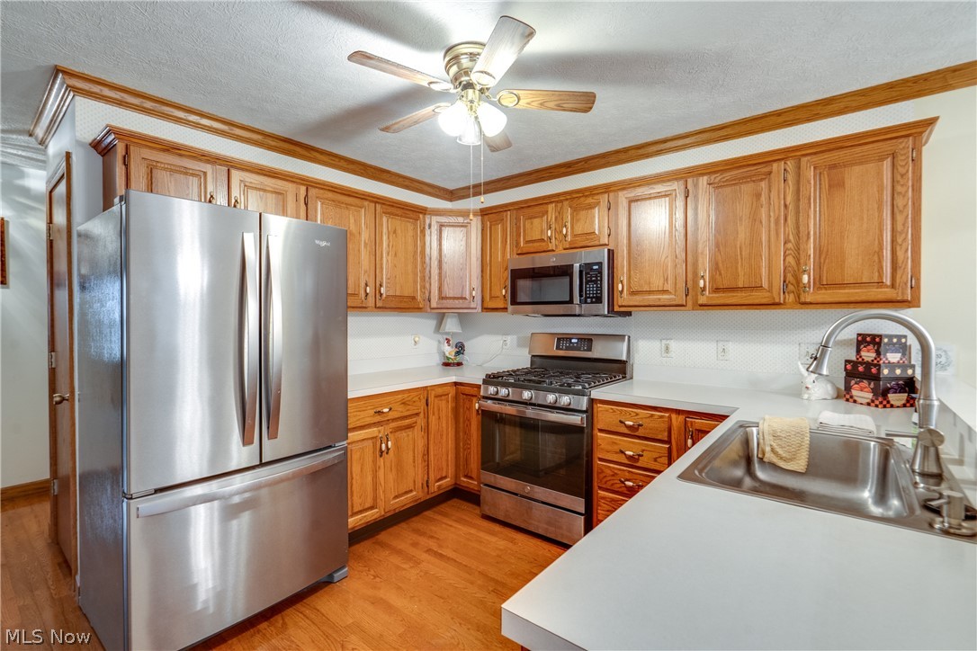 332 W Heatherwood Drive Barberton OH 44203