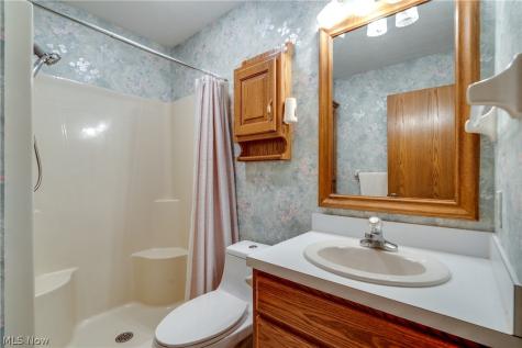 332 W Heatherwood Drive Barberton OH 44203