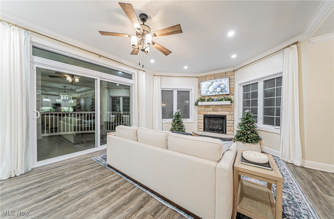 1203 Whispering Shores Vermilion OH 44089