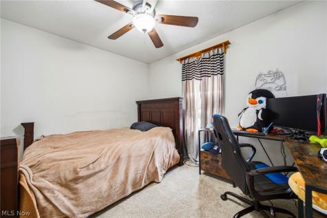 1846 Hobbits Way Brunswick OH 44212
