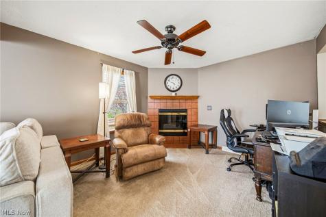 1846 Hobbits Way Brunswick OH 44212