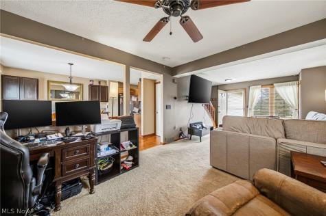 1846 Hobbits Way Brunswick OH 44212