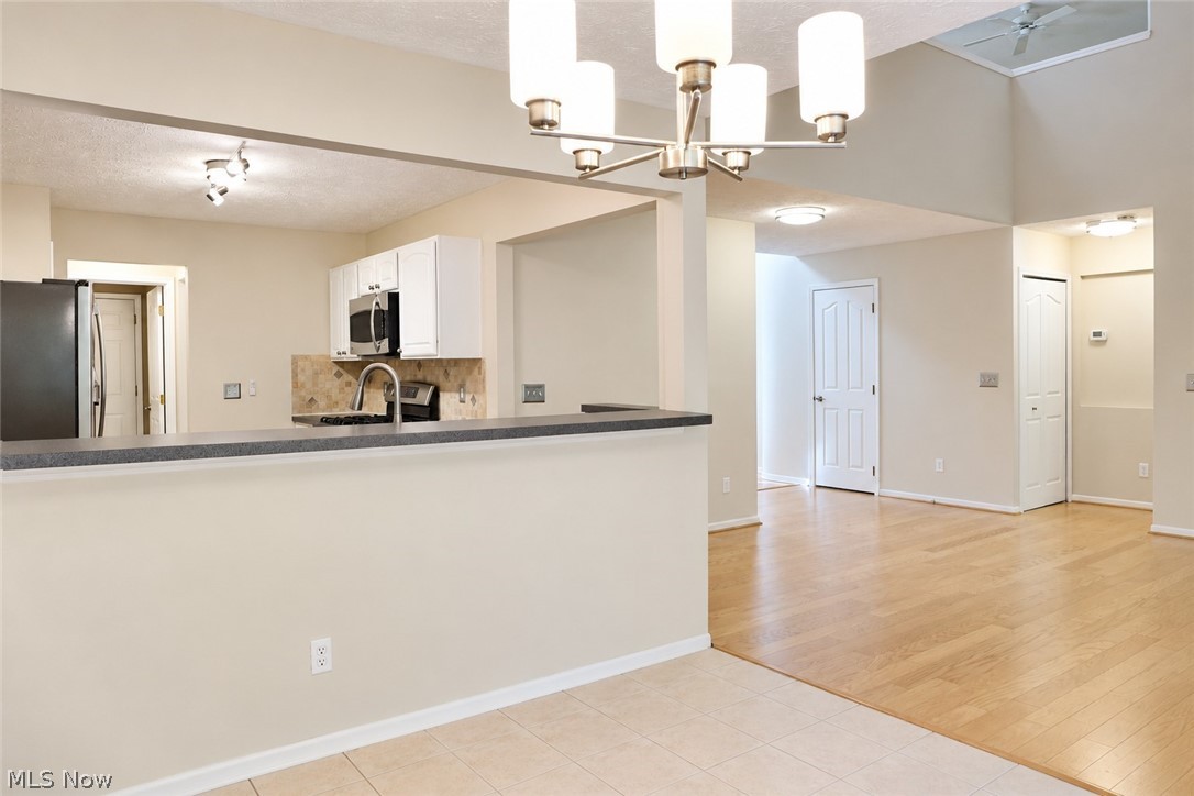 29433 Hummingbird Circle Westlake OH 44145