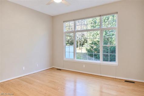29433 Hummingbird Circle Westlake OH 44145