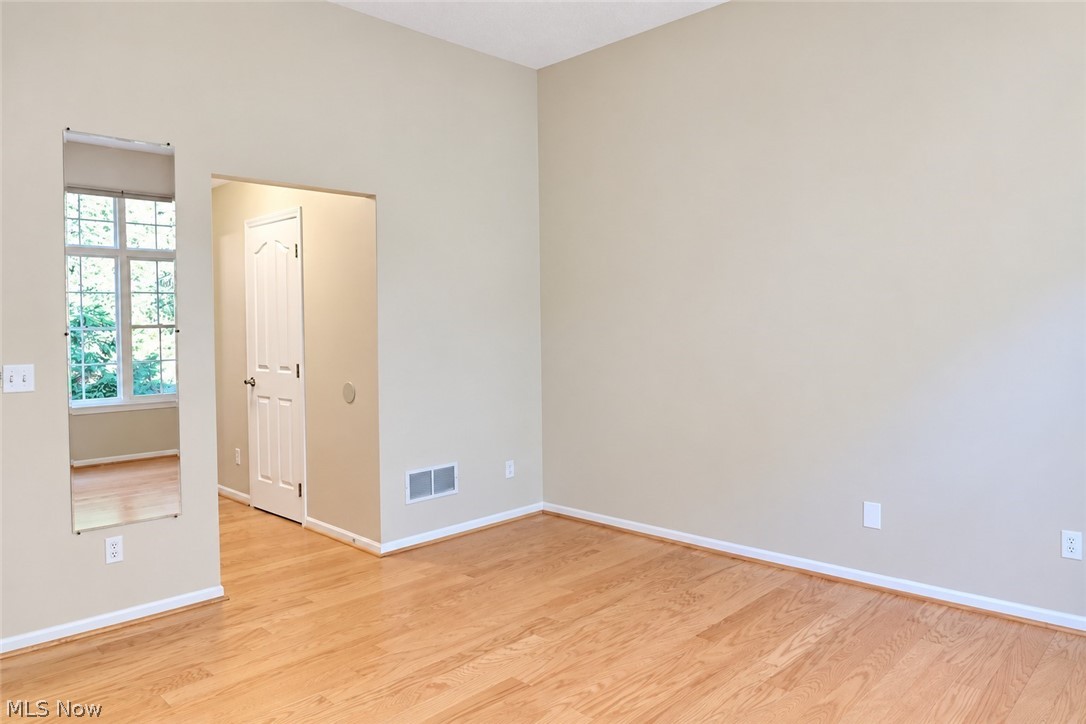 29433 Hummingbird Circle Westlake OH 44145