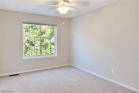 29433 Hummingbird Circle Westlake OH 44145