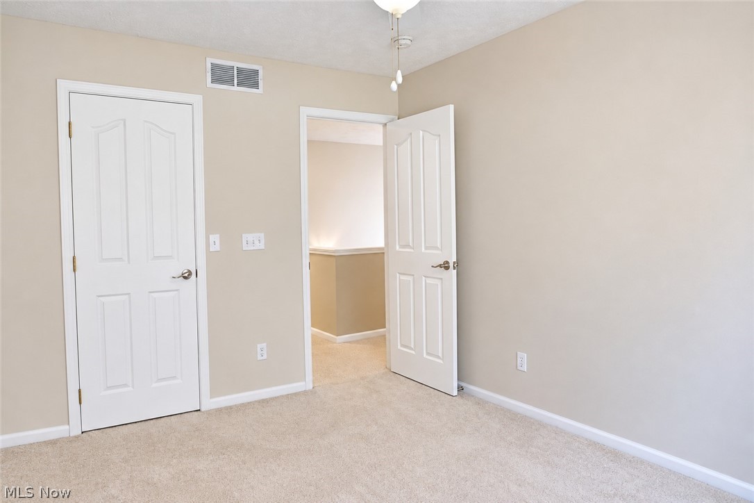 29433 Hummingbird Circle Westlake OH 44145