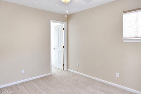 29433 Hummingbird Circle Westlake OH 44145