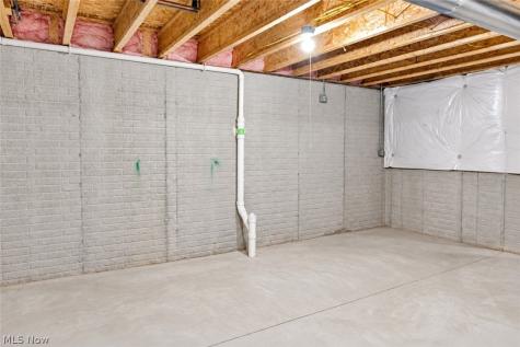 29433 Hummingbird Circle Westlake OH 44145