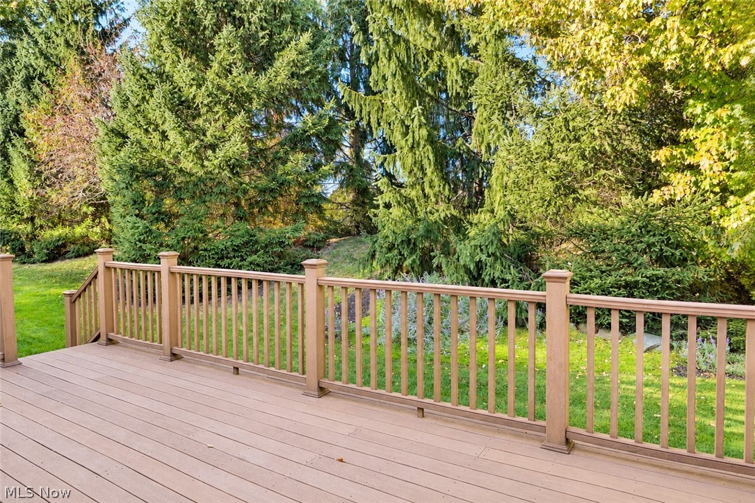 29433 Hummingbird Circle Westlake OH 44145