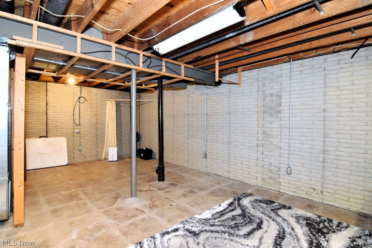 10125 Driftwood Cove Aurora OH 44202