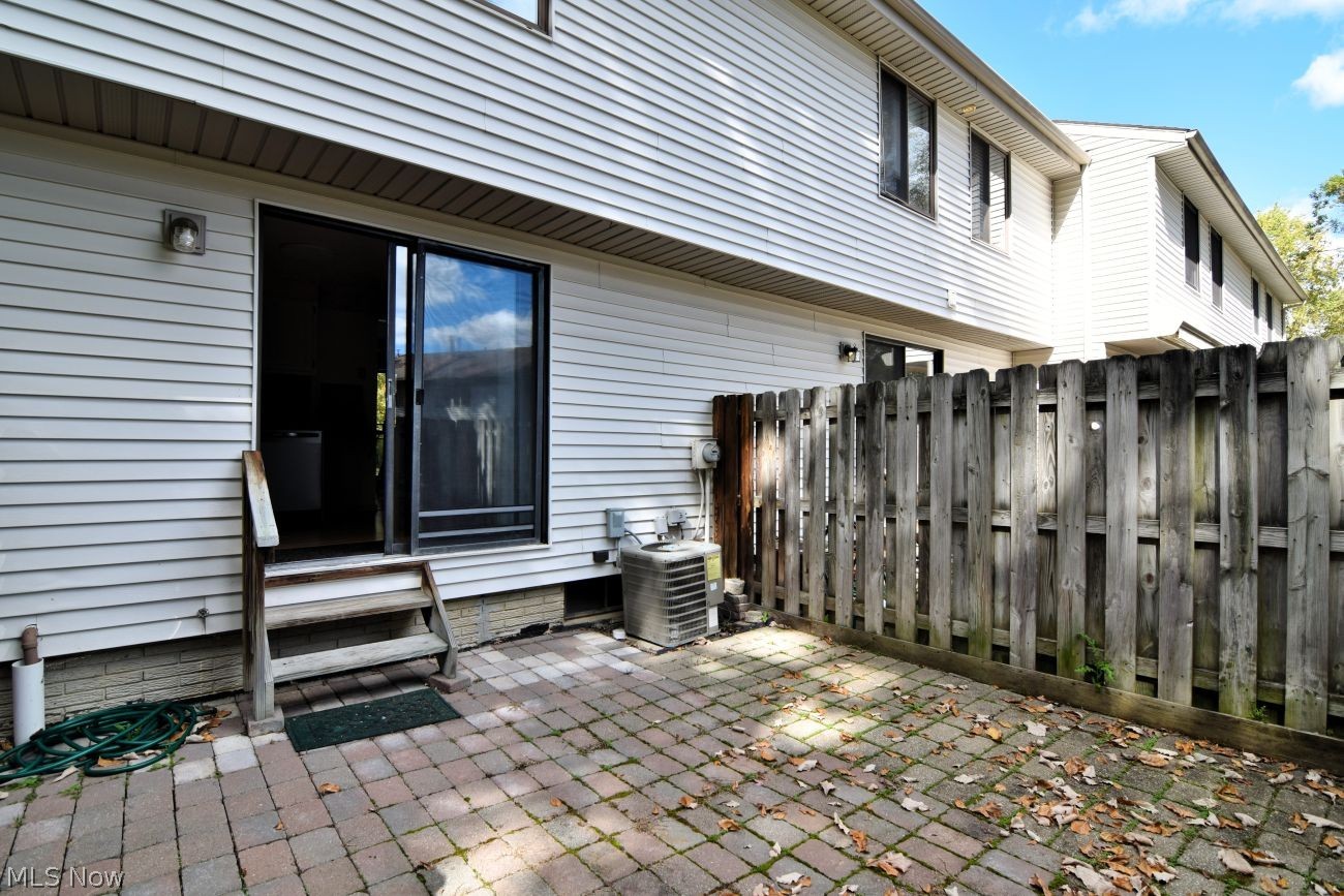 10125 Driftwood Cove Aurora OH 44202