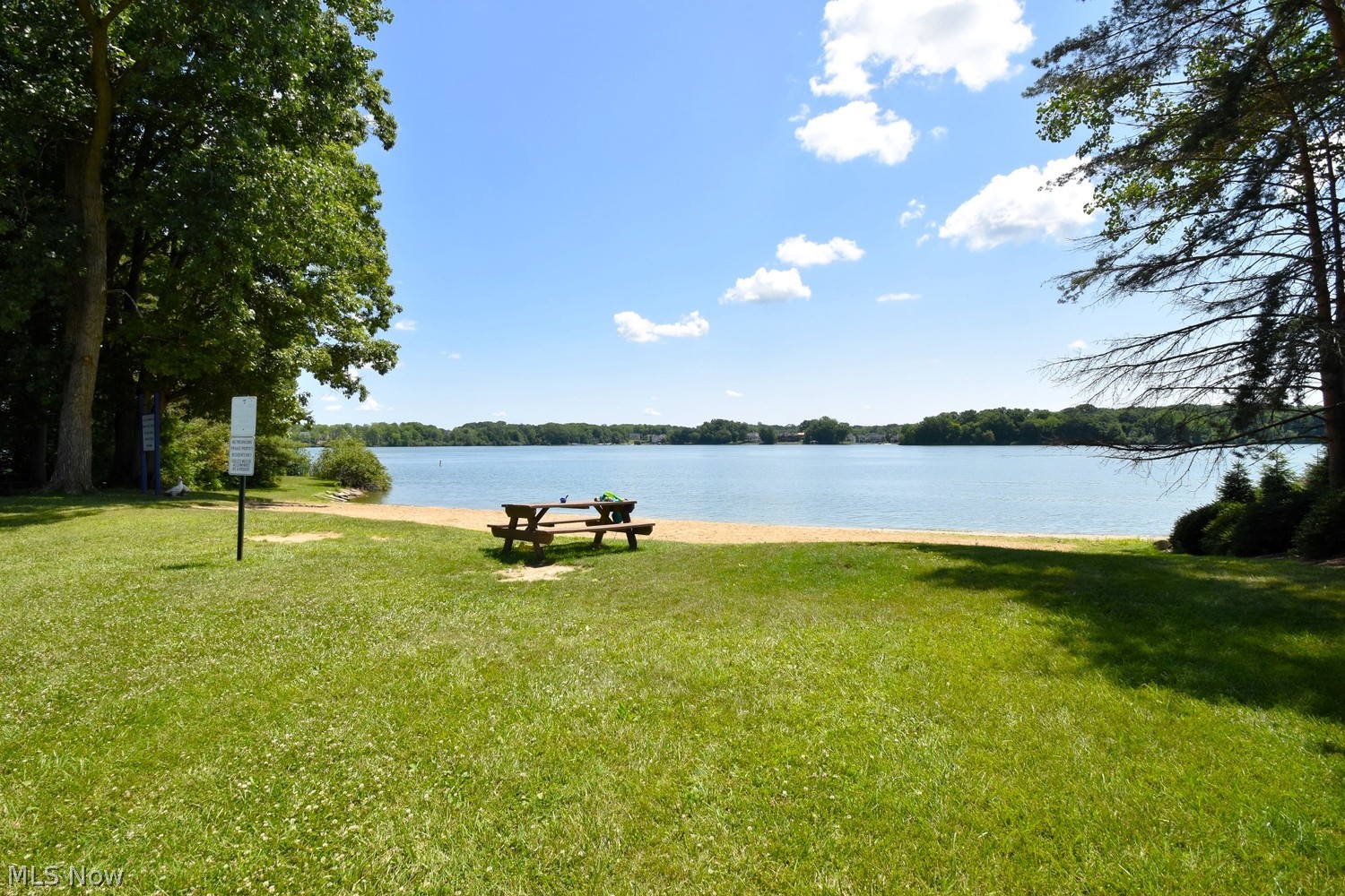 10125 Driftwood Cove Aurora OH 44202