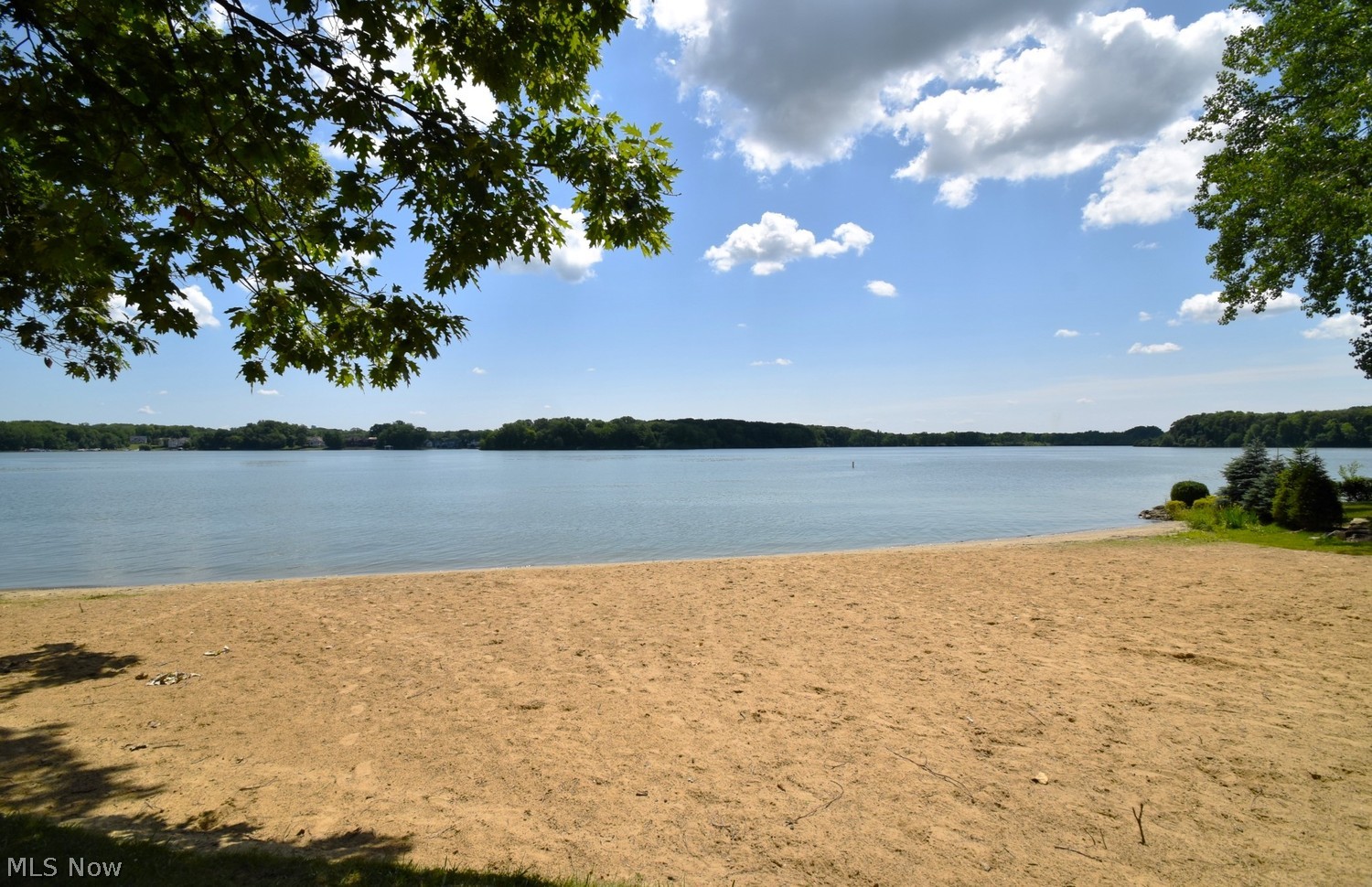 10125 Driftwood Cove Aurora OH 44202