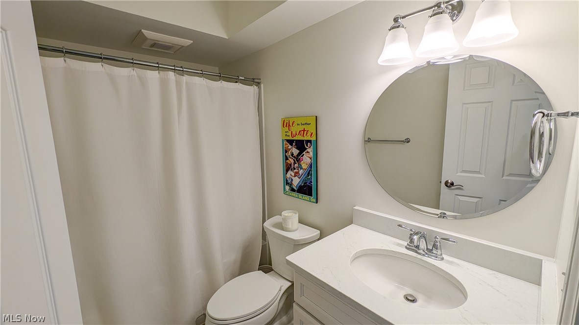 2188 N Carriage Lane Port Clinton OH 43452