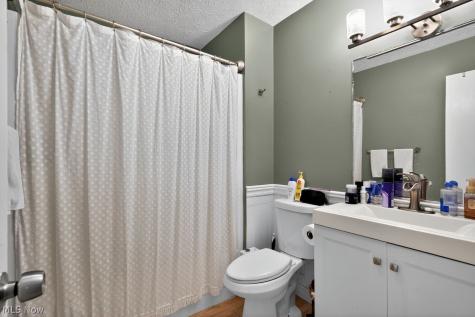 1473 Munroe Falls Avenue Cuyahoga Falls OH 44221