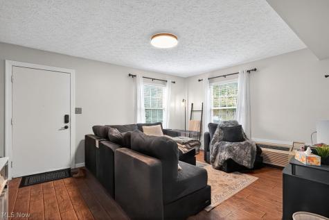 1473 Munroe Falls Avenue Cuyahoga Falls OH 44221