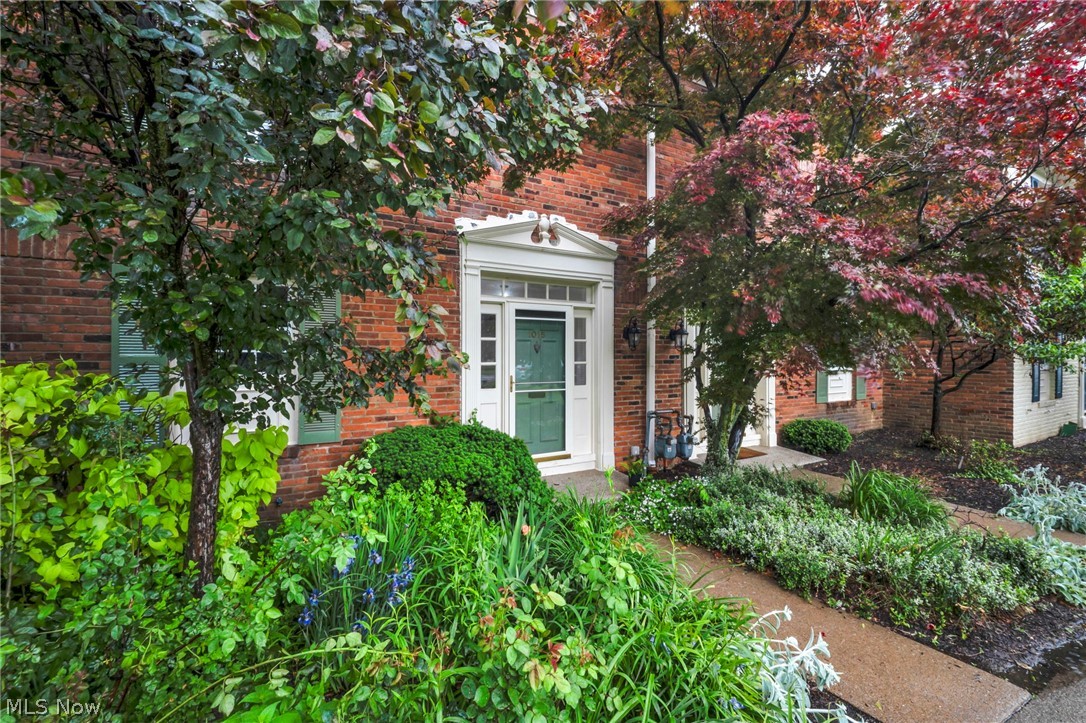 1015 Trevitt Circle N Euclid OH 44143