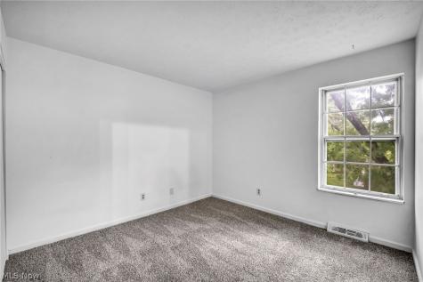 1015 Trevitt Circle N Euclid OH 44143