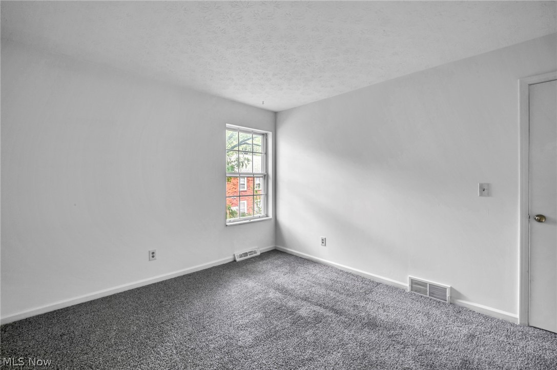 1015 Trevitt Circle N Euclid OH 44143