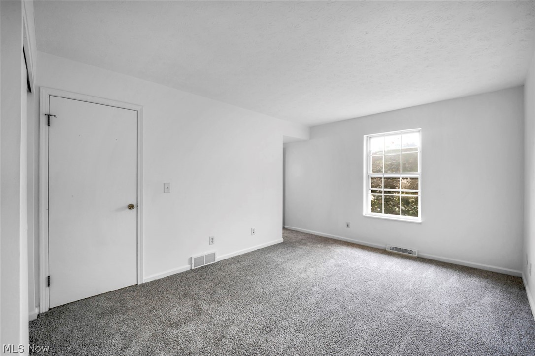 1015 Trevitt Circle N Euclid OH 44143