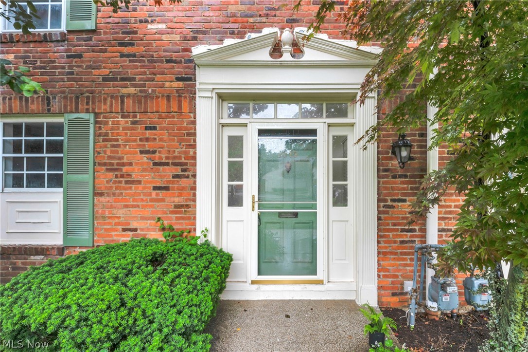 1015 Trevitt Circle N Euclid OH 44143