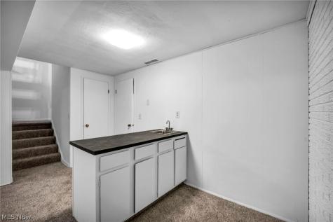 1015 Trevitt Circle N Euclid OH 44143