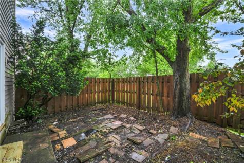 1015 Trevitt Circle N Euclid OH 44143