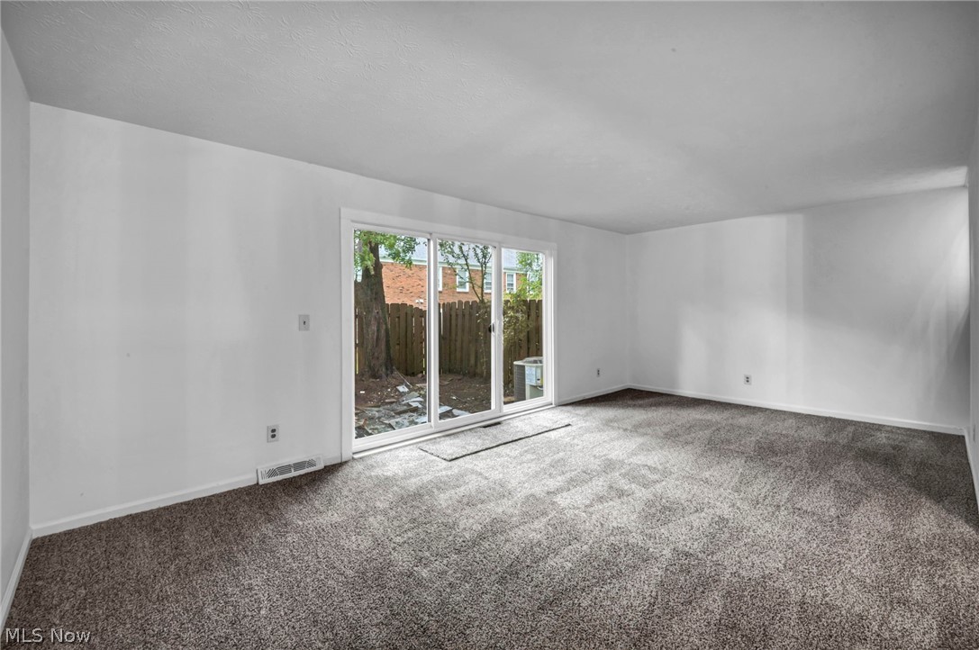 1015 Trevitt Circle N Euclid OH 44143