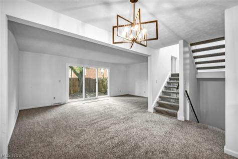 1015 Trevitt Circle N Euclid OH 44143