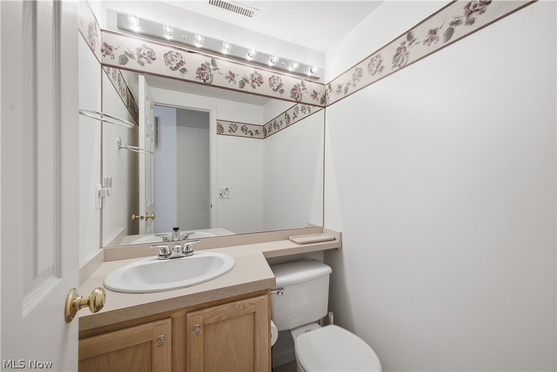 126 N Aspen Court Warren OH 44484