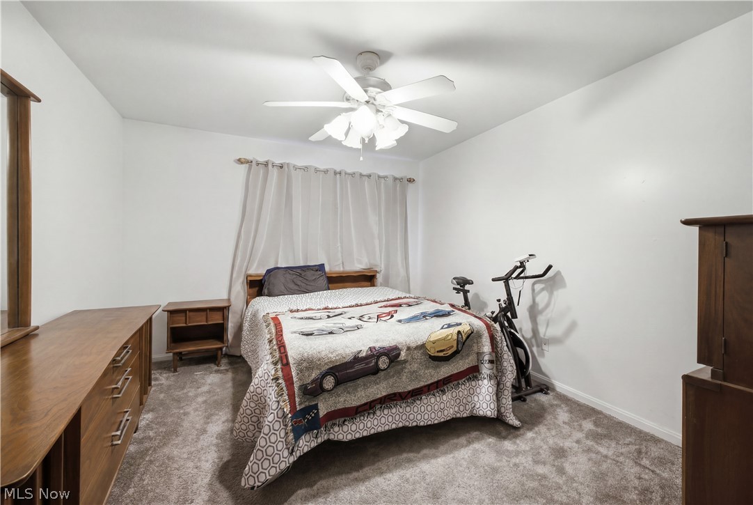 126 N Aspen Court Warren OH 44484