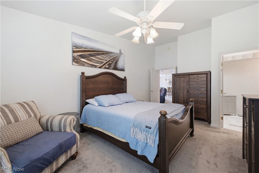 126 N Aspen Court Warren OH 44484