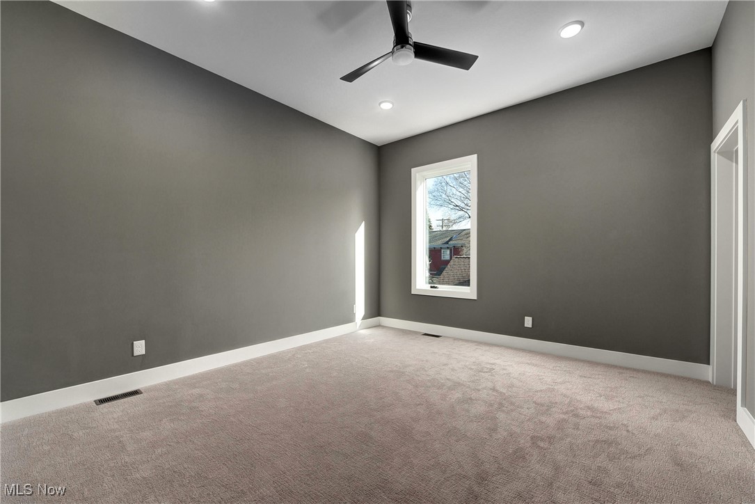 1895 W 44th Street Cleveland OH 44113